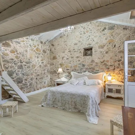 Toscana Di Corvo Chalet *