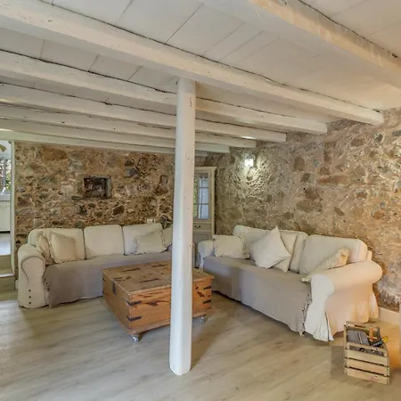 Toscana Di Corvo Chalet *
