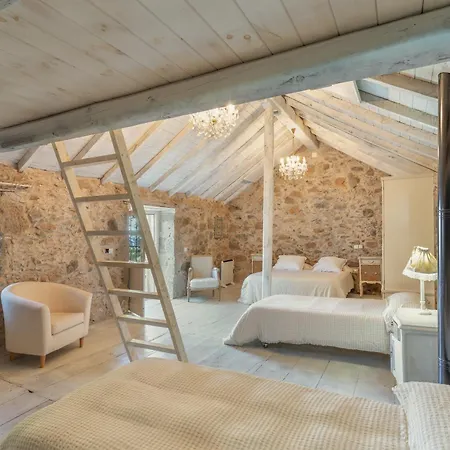 Toscana Di Corvo Chalet *