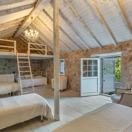 Chalet Toscana Di Corvo *